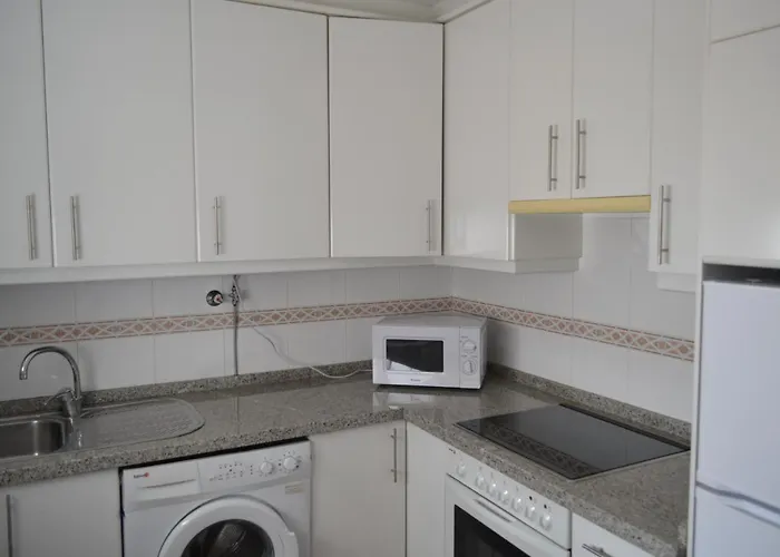 El Descanso Del Bailio By Guimar